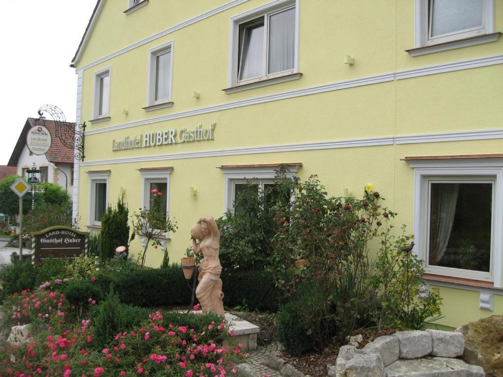 Landhotel Gasthof Huber Merching Exterior photo